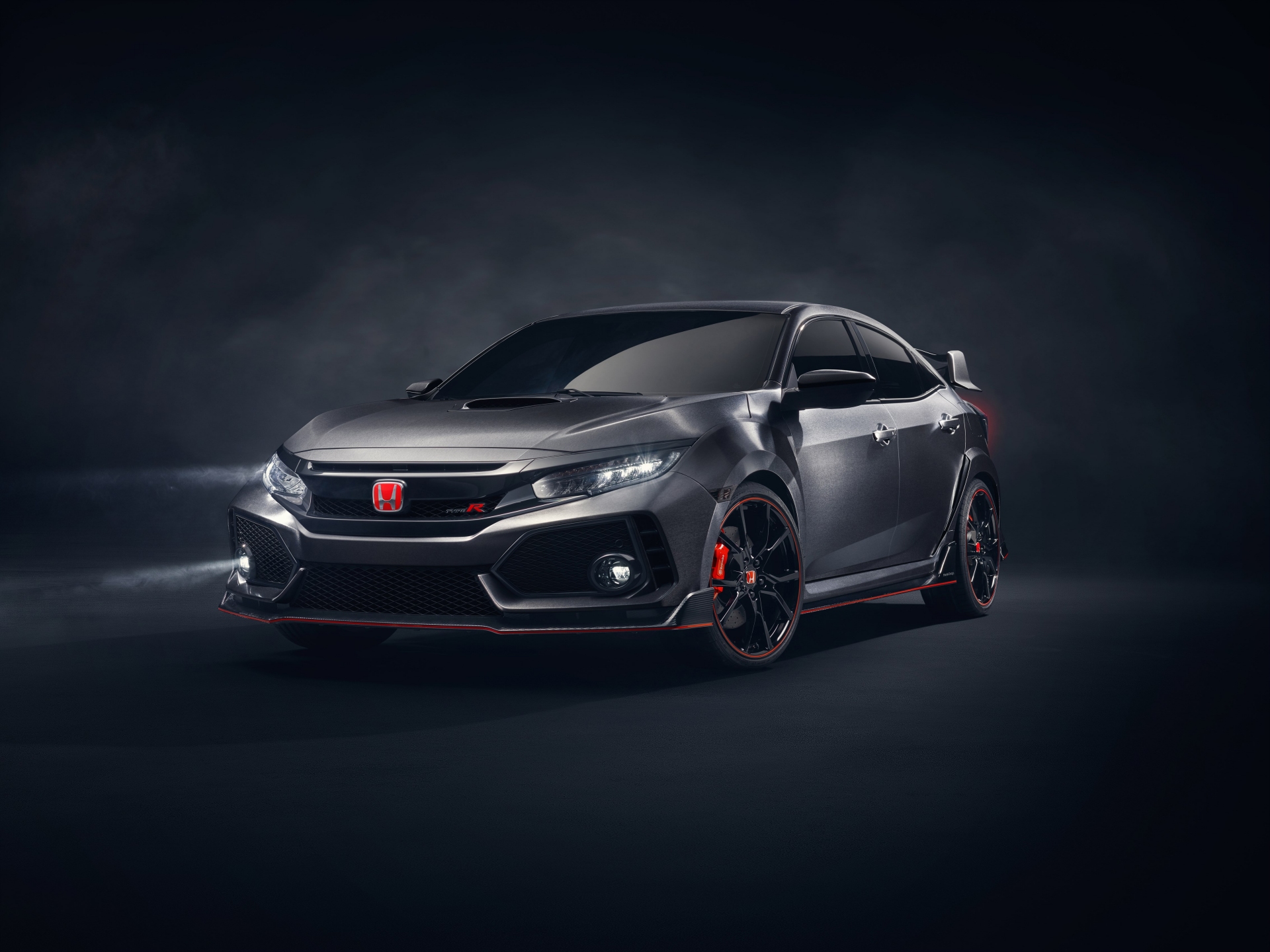 2018 Honda Civic Type R - Grey Exterior - Front Side Quarter