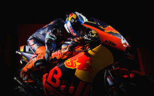 Dainese Pol Espargaro KTM RC16 2017 - Close up