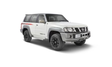 2017 Nissan Patrol Super Safari Y61 - White Exterior - Front Side Quarter- Static