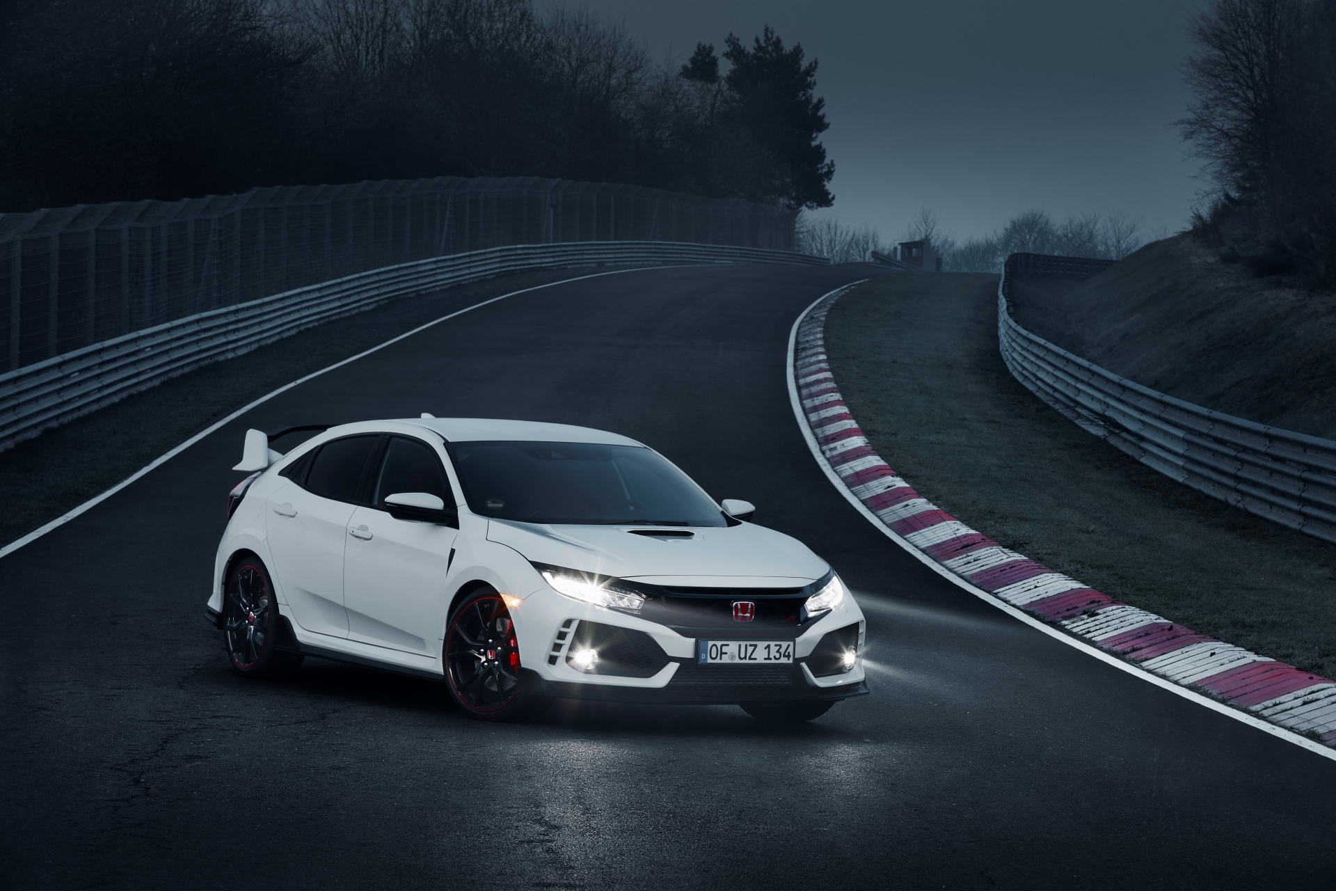 2017 Honda Civic Type R – White Exterior – Front Left Side Quarter – Static – Nurburing Lap Record