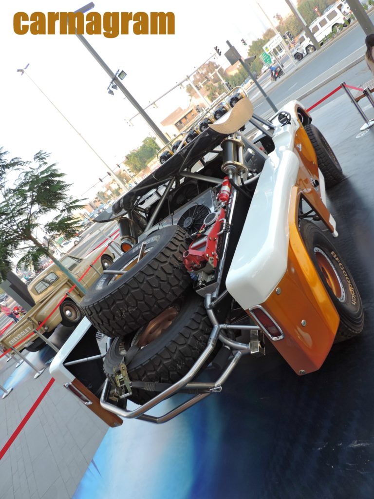 Ford Baja Racer - White & Orange Exterior - Rear