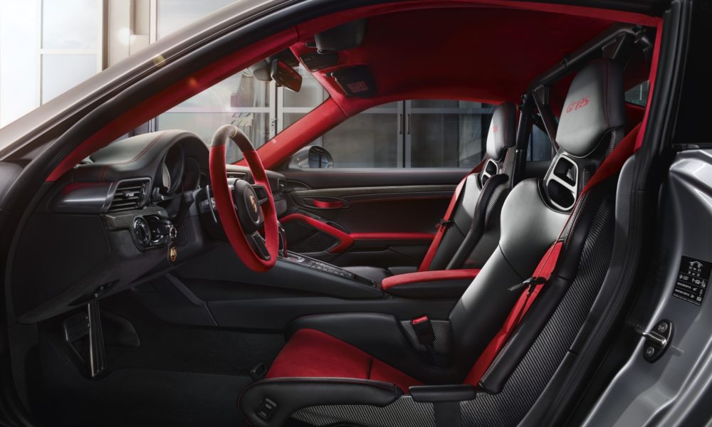 2018 Porsche 911 GT2 RS - Interior