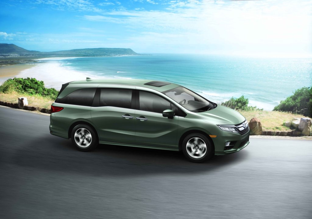 2018 Honda Odyssey - Forest Mist Metallic - Side - Dynamic